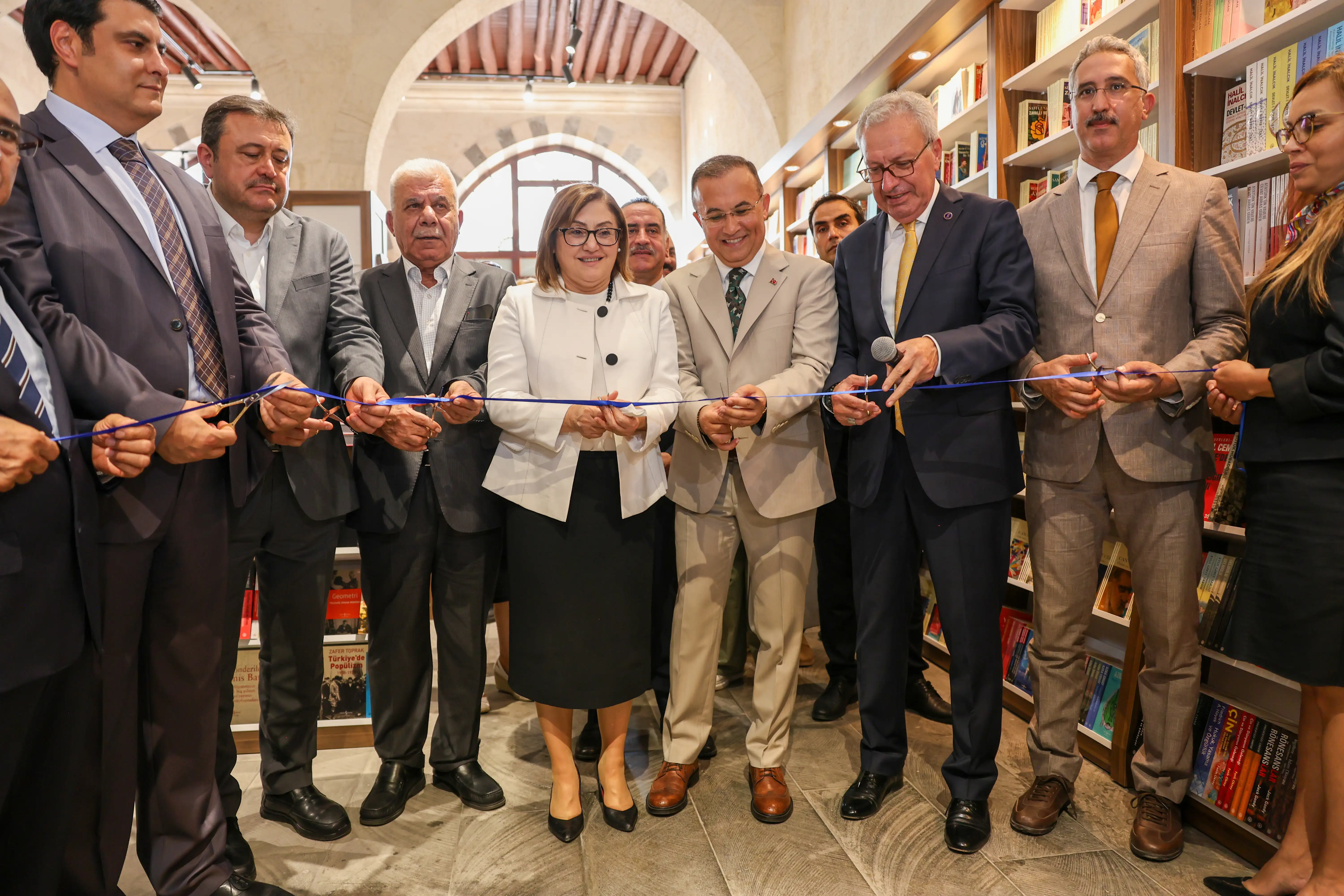 İş Bankası Kültür Yayınları’nın Gaziantep Kitabevi Açıldı 