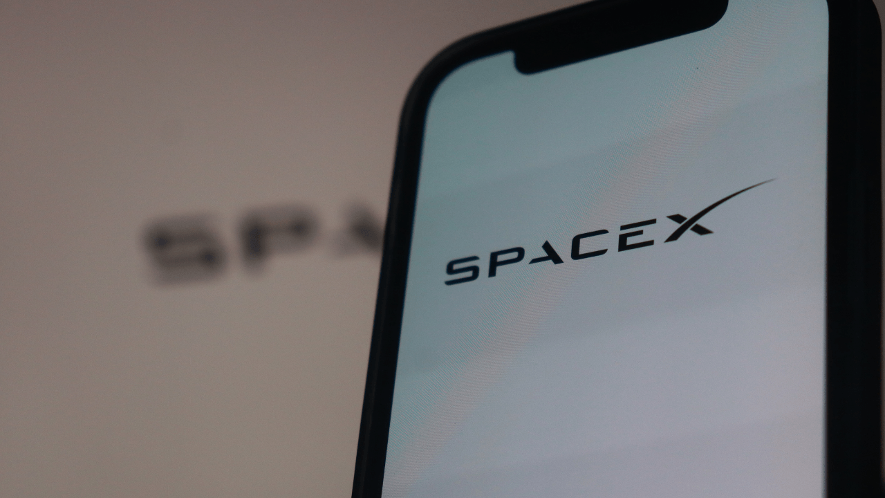 SpaceX’ten xAI’a 2 Milyar Dolarlık Yatırım Hamlesi